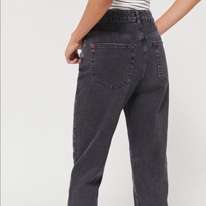 Urban Outfitters BDG High Wasted Mom Jeans Black
